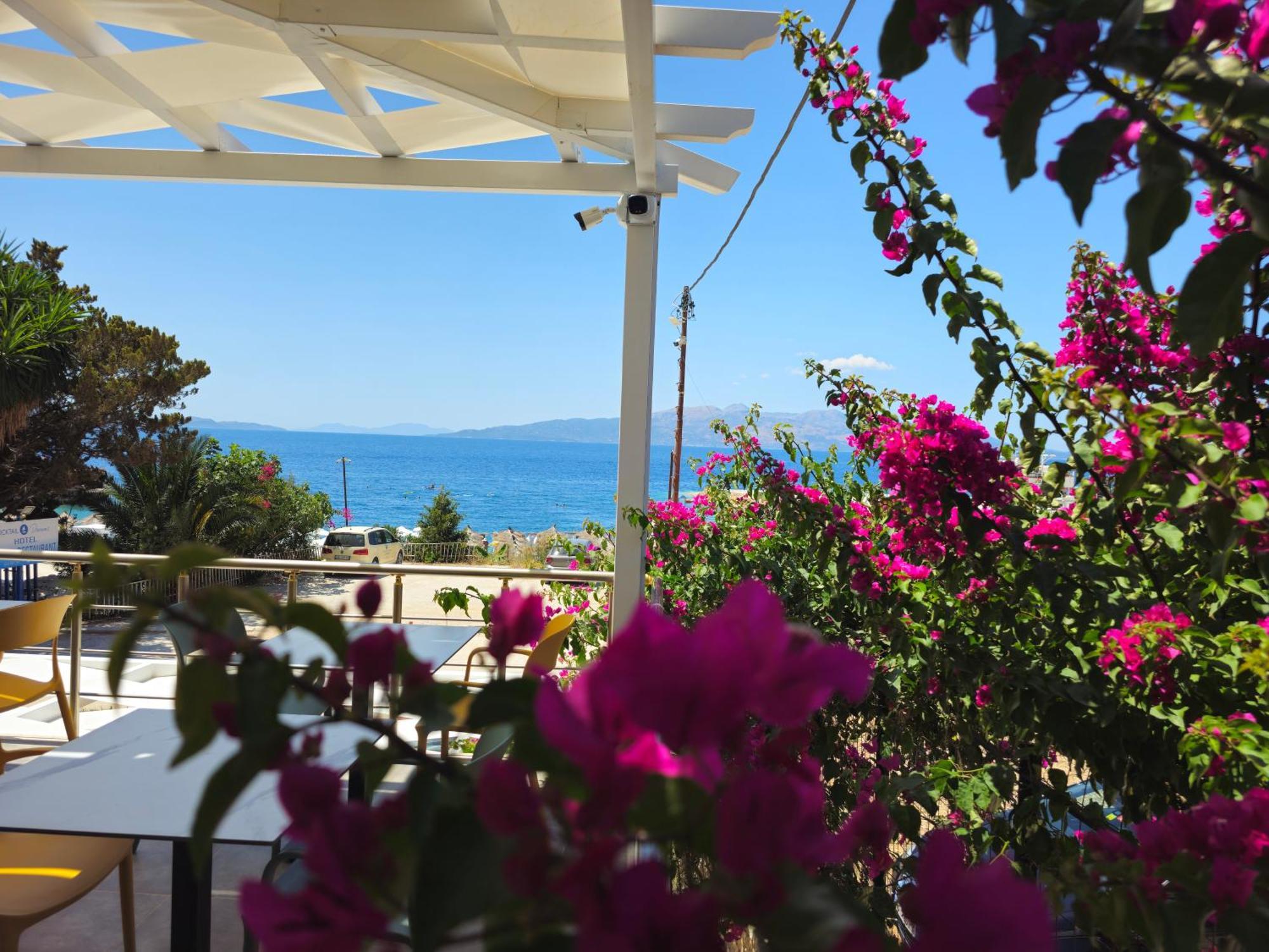 Ardit Seaside Rooms Sarande Exterior photo